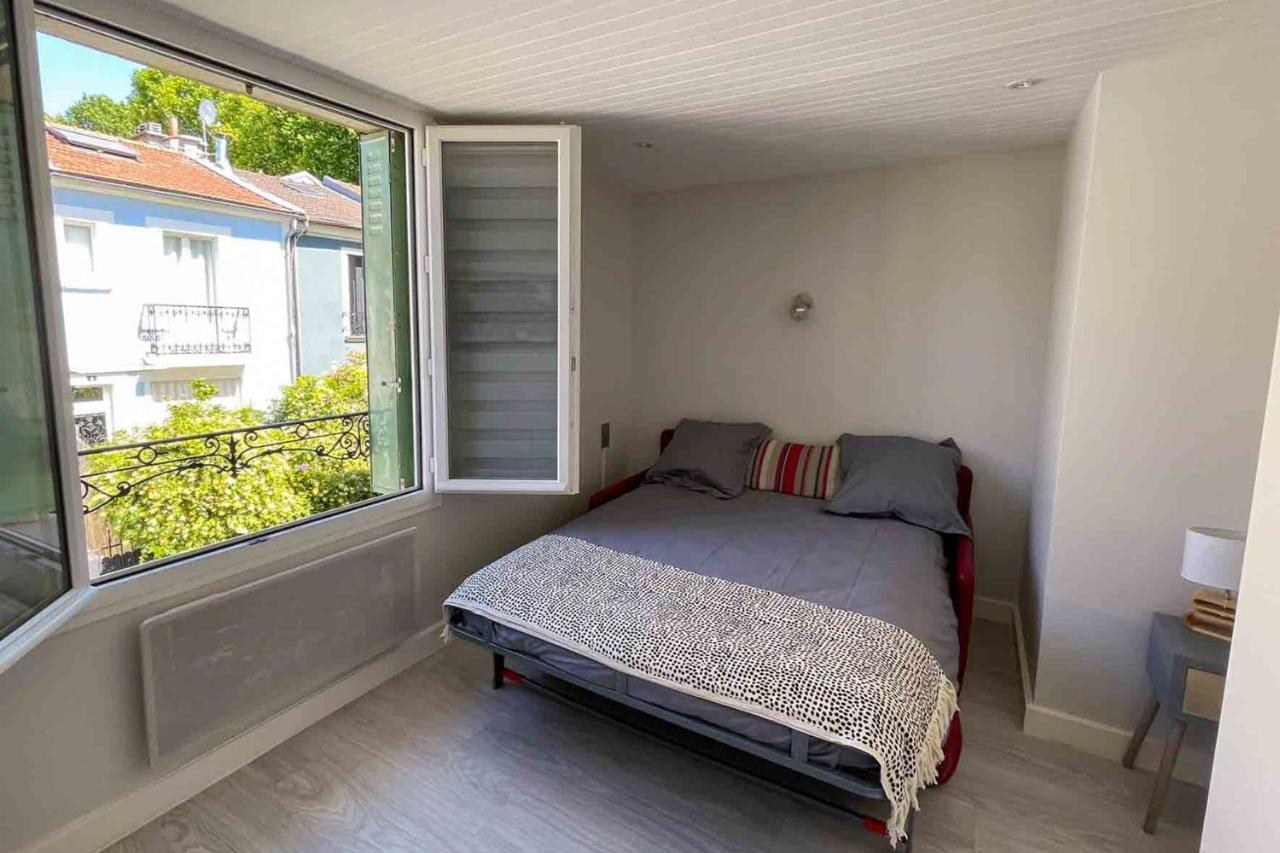 פריז Charming Townhouse With Garden In The City Of Love מראה חיצוני תמונה