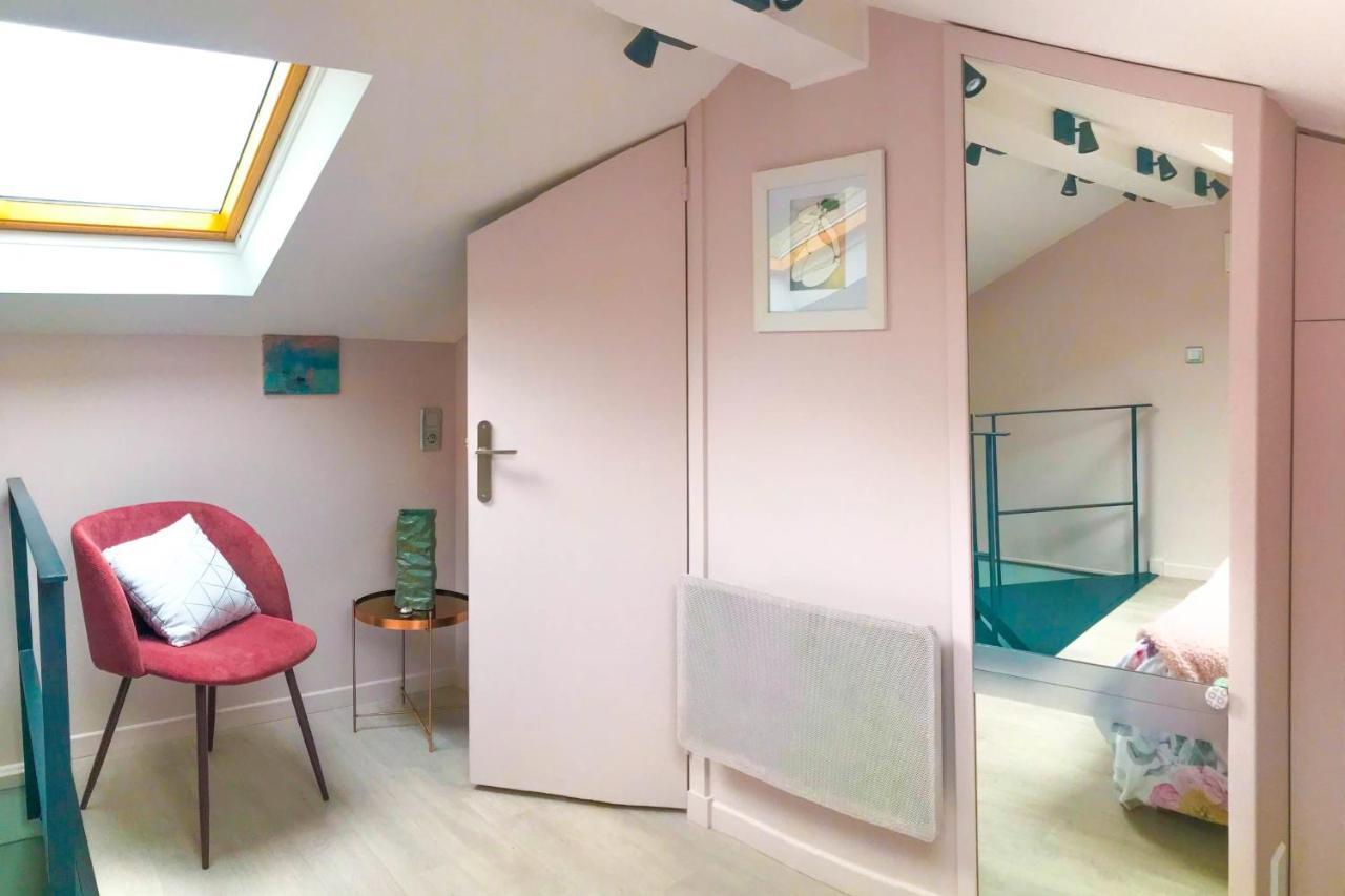 פריז Charming Townhouse With Garden In The City Of Love מראה חיצוני תמונה